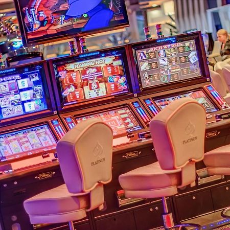 סאני ביץ' Platinum Hotel & Casino מראה חיצוני תמונה